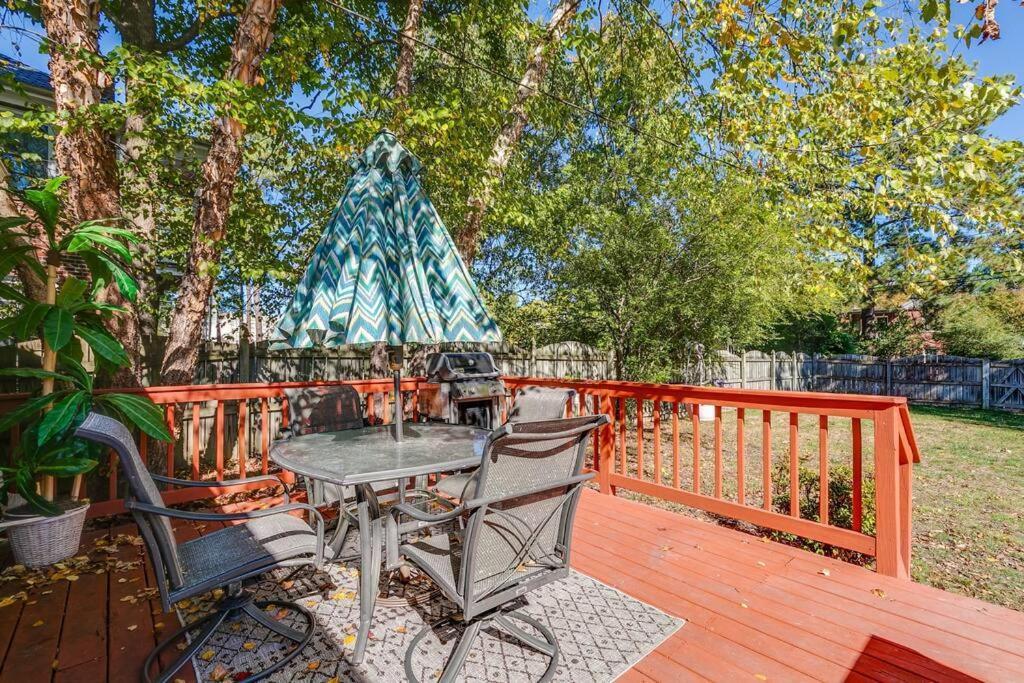 Lg Central Location Free Parking Fenced Yard Fire-Pit Richmond Exterior foto
